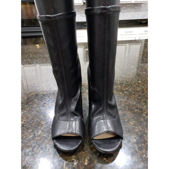 Shoedazzle Noni Sock Booties Women's Black Leather Peep Toe Block Heel Pull On 8 - Picture 1 of 11